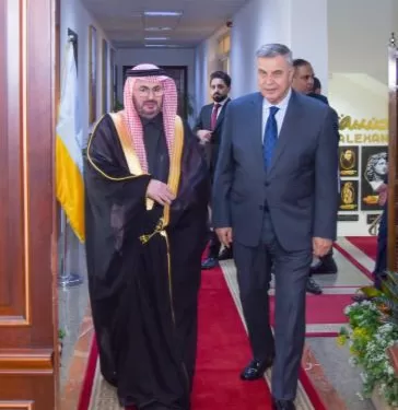 «محافظ الإسكندرية» يستقبل القنصل العام للمملكة العربية السعودية لتعزيز التعاون المشترك