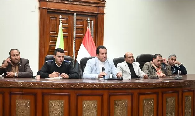 رئيس جهاز العاشر من رمضان: «الدولة فوق الجميع».. وتخصيص سوق حضاري بديل للموقف الإقليمي