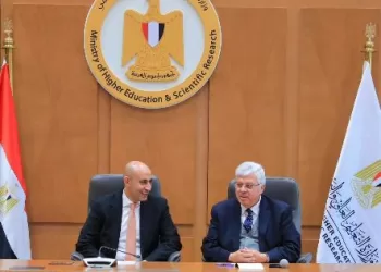 وزيرا «التعليم العالي» و«التربية والتعليم» يبحثان تطوير «الشهادات المهنية الدولية» للمعلمين وتدريب فوج جديد
