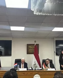 معهد الدراسات الدبلوماسية يوقع مذكرة تفاهم مع أكاديمية « كلينجندال »للعلاقات الدولية فى هولندا فى مجال التدريب الدبلوماسى 2 - جريدة الجمهورية 1 16 - جريدة الجمهورية