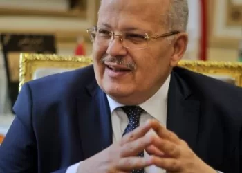 رئيس جامعة القاهرة يهنئ الدكتور محمد الخشت بتكريمه من «جامعة السوربون» بباريس 12 - جريدة الجمهورية رئيس جامعة القاهرة يهنئ الدكتور محمد الخشت بتكريمه من «جامعة السوربون» بباريس