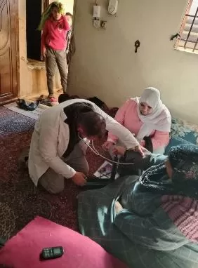 صحة الشرقية: تنفيذ «81» ألف زيارة منزلية لرعاية كبار السن وذوي الهمم ضمن المبادرة الرئاسية 2 - جريدة الجمهورية 1 85 - جريدة الجمهورية