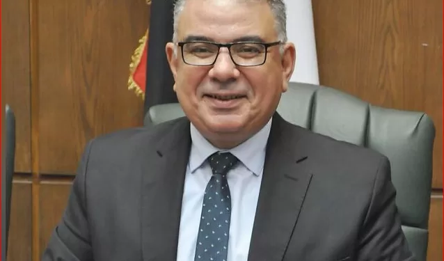 مؤتمر تجارة عين شمس يبحث مستقبل الاقتصاد الرقمي