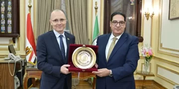 رئيس جامعة القاهرة يستقبل سفير بلغاريا بالقاهرة لبحث تعزيز التعاون الأكاديمي والبحثي في إطار الشراكة الإستراتيجية بين البلدين