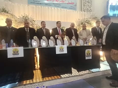 تكريم أوائل الطلاب بمدرسة صلاح سالم الرسمية للغات بمنية النصر 1 - جريدة الجمهورية تكريم أوائل الطلاب بمدرسة صلاح سالم الرسمية للغات بمنية النصر