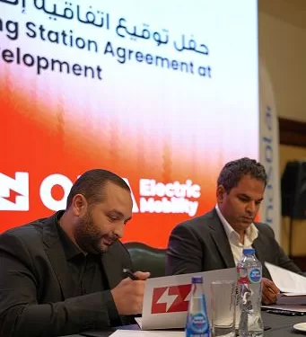 «أونا إلكتريك» تحقق سبقاً صناعياً بتوطين «موزعات الجهد المتوسط» وتستعد لتصدير 70% من إنتاجها 1 - جريدة الجمهورية «أونا إلكتريك» تحقق سبقاً صناعياً بتوطين «موزعات الجهد المتوسط» وتستعد لتصدير 70% من إنتاجها