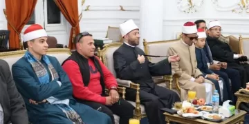 «الأزهري» يشاهد «دولة التلاوة» مع نجومها بمقر المجلس الأعلى للشئون الإسلامية