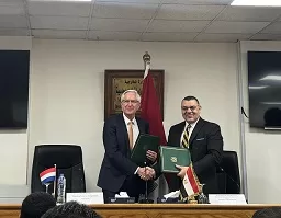 معهد الدراسات الدبلوماسية يوقع مذكرة تفاهم مع أكاديمية «   كلينجندال »للعلاقات الدولية فى هولندا فى مجال التدريب الدبلوماسى