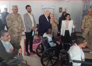 قصر العيني يُطلق قافلتين طبيتين لخدمة المحاربين القدامى وأهالي قرية وردان