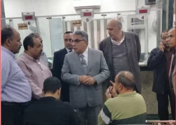 محافظ الدقهلية يطالب بتحديث سجلات المخالفات ومراجعة قرارات الإزالة التي لم تُنفذ في ميت غمر