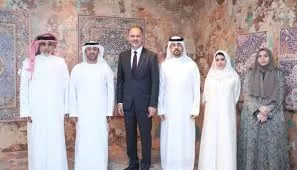 زيارة ثقافية لروبرت رينز قنصل عام الولايات المتحدة في دبي لمتحف الشارقة للفنون 4 - جريدة الجمهورية زيارة ثقافية لروبرت رينز قنصل عام الولايات المتحدة في دبي لمتحف الشارقة للفنون