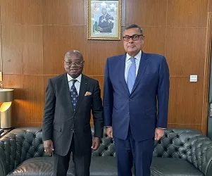 نائب وزير الخارجية يشارك في مراسم تنصيب رئيس كوت ديفوار