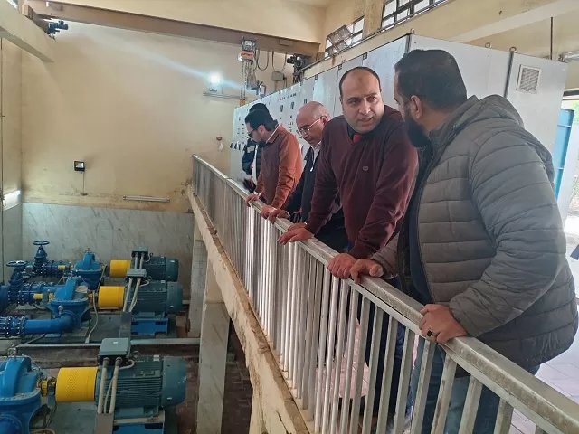 رئيس مياه الشرب والصرف الصحي بالجيزة يجري جولة تفقدية موسعة بعدد من المواقع 2 - جريدة الجمهورية 39 - جريدة الجمهورية