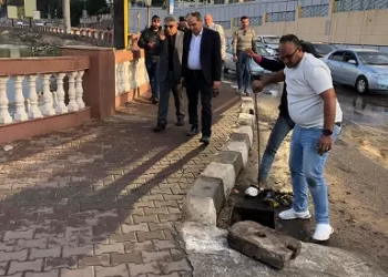 متابعة محافظ الدقهلية التعامل مع مياه الأمطار ميدانيا 5 - جريدة الجمهورية متابعة محافظ الدقهلية التعامل مع مياه الأمطار ميدانيا