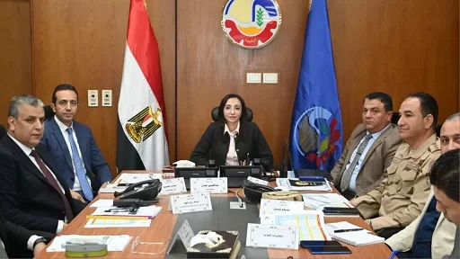 محافظ البحيرة تتابع من غرفة التحكم والسيطرة سير العملية في يومها الأول 1 - جريدة الجمهورية محافظ البحيرة تتابع من غرفة التحكم والسيطرة سير العملية في يومها الأول