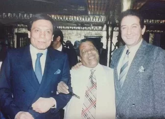 في ذكراه الـ27 عبدالله أحمد عبدالله «ميكي ماوس»..كاتب الضحكة المصرية ومؤرخها.. سيرة عقل وقلب وقلم 2 - جريدة الجمهورية 40 3 - جريدة الجمهورية