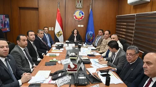 محافظ البحيرة تتابع من غرفة التحكم والسيطرة سير العملية في يومها الأول 3 - جريدة الجمهورية 41 1 - جريدة الجمهورية