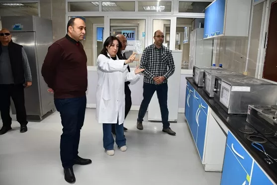 رئيس مياه الشرب والصرف الصحي بالجيزة يجري جولة تفقدية موسعة بعدد من المواقع 9 - جريدة الجمهورية 42 2 - جريدة الجمهورية