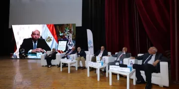 قصر العيني يُنظِّم «يوم الدوار» بمشاركة قسمي الأنف والأذن والمخ والأعصاب