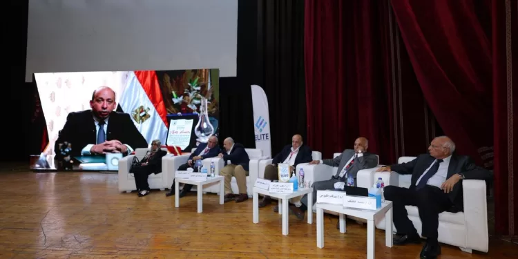 قصر العيني يُنظِّم «يوم الدوار» بمشاركة قسمي الأنف والأذن والمخ والأعصاب