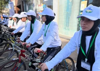 محافظ قنا يشارك في ماراثون دراجات للفتيات دعمًا لقضايا المرأة 10 - جريدة الجمهورية محافظ قنا يشارك في ماراثون دراجات للفتيات دعمًا لقضايا المرأة