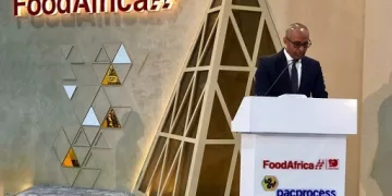 ممثلًا لوزير الاستثمار.. رئيس هيئة المعارض يفتتح الدورة الجديدة لمعرض «فود أفريكا/ باك بروسيس» 5 - جريدة الجمهورية ممثلًا لوزير الاستثمار.. رئيس هيئة المعارض يفتتح الدورة الجديدة لمعرض «فود أفريكا/ باك بروسيس»