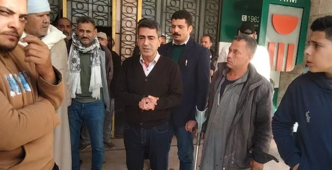 رئيس مدينة مرسى مطروح يلتقي تجار «السوق الحضاري» ويتابع خطة التطوير 1 - جريدة الجمهورية رئيس مدينة مرسى مطروح يلتقي تجار «السوق الحضاري» ويتابع خطة التطوير