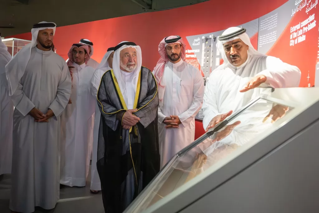 حاكم الشارقة يشهد الحفل الرسمي لإدراج موقع الفاية على قائمة التراث العالمي لليونسكو 4 - جريدة الجمهورية 6 17 - جريدة الجمهورية