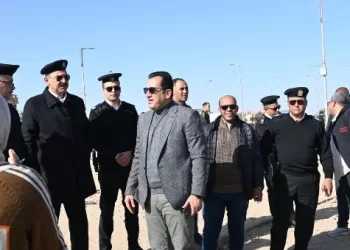 بدء التشغيل الرسمي للموقف الداخلي بالعاشر من رمضان للقضاء على المواقف العشوائية