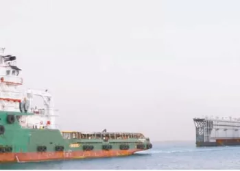 اعبروها آمنين 4 قاطرات بحرية نفذت المهمة فى 24 ساعة