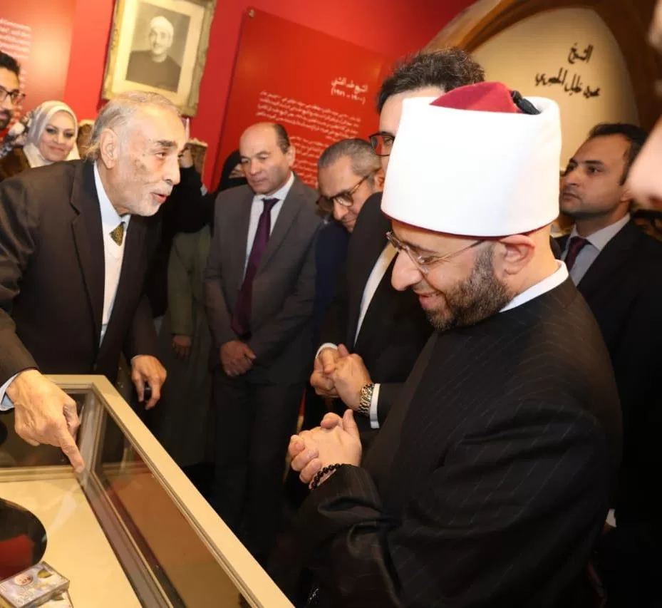 وزيرا الأوقاف والثقافة ورئيس شركة العاصمة يفتتحون متحف قرّاء القرآن الكريم 5 - جريدة الجمهورية 83a5d794 1413 4798 b1b0 6413a778bea2 - جريدة الجمهورية