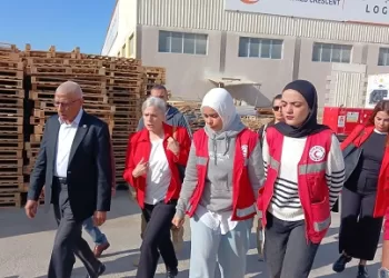 وفد كندي رفيع المستوى يتفقد المخازن اللوجستية بالعريش 