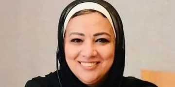 رئيس جامعة القاهرة يهنئ د.جينا الفقي بتجديد تكليفها برئاسة أكاديمية البحث العلمي