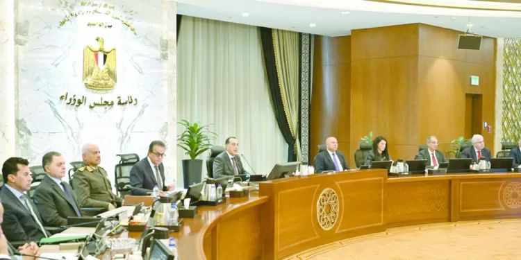 الرئيس يطلق مجموعة من التسهيلات والمحفزات لتشجيع الاستثمار