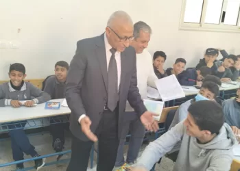محافظ شمال سيناء يتفقد مدرسة الصفوة متعددة المراحل 3 - جريدة الجمهورية محافظ شمال سيناء يتفقد مدرسة الصفوة متعددة المراحل