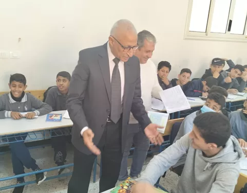 محافظ شمال سيناء يتفقد مدرسة الصفوة متعددة المراحل