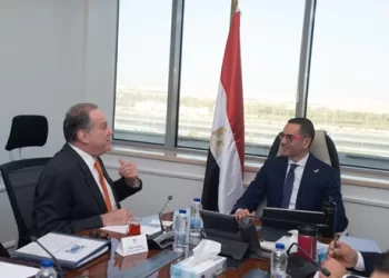 وزير الاستثمار يبحث خطط «بلومبرج جرين» لإنشاء محطة لسلاسل التبريد بشرق بورسعيد 3 - جريدة الجمهورية وزير الاستثمار يبحث خطط «بلومبرج جرين» لإنشاء محطة لسلاسل التبريد بشرق بورسعيد