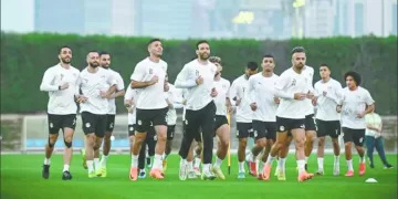 .. وبيراميدز بـ «الصف الثانى» يتحدى «البنك»