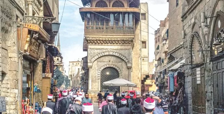 .. وبيراميدز بـ «الصف الثانى» يتحدى «البنك»