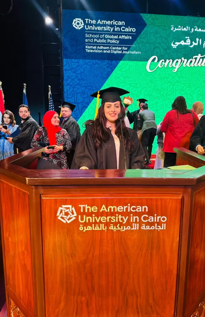 بتقدير امتياز.. الجامعة الأمريكية تكرم الكاتبة مي حجي لحصولها على دبلوم الإعلام الرقمي 2 - جريدة الجمهورية IMG 20251210 WA0006 1 - جريدة الجمهورية