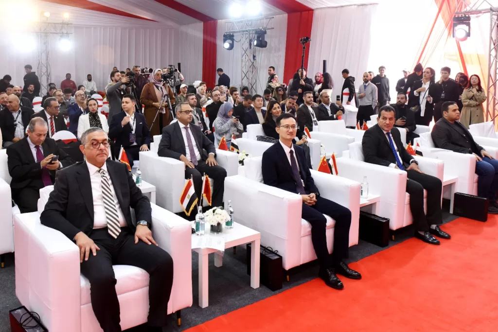 مشروع صناعي جديد لـ«الأدوات المكتبية» بـ«العاشر من رمضان» باستثمارات 200 مليون دولار 6 - جريدة الجمهورية IMG 20251210 WA0008 - جريدة الجمهورية