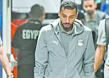 كريم فؤاد يؤجل رحيل عمر كمال عن «القلعة الحمراء» 3 - جريدة الجمهورية الأزمات المالية.. تتواصل