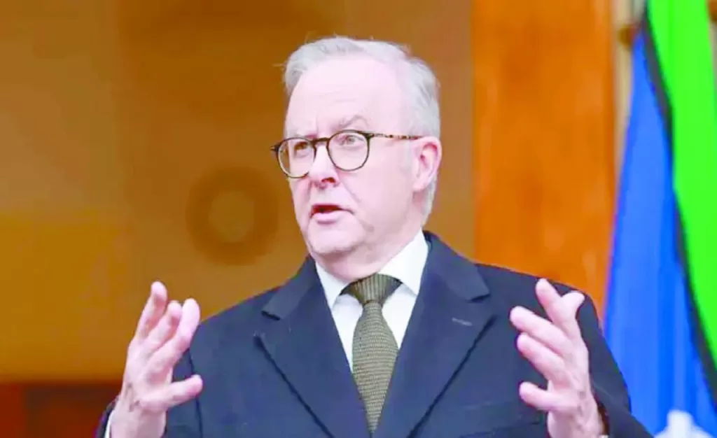 12 قتيلًا وعشرات المصابين فى عملية إرهابية بسيدنى 2 - جريدة الجمهورية IMG 20251215 WA0026 - جريدة الجمهورية