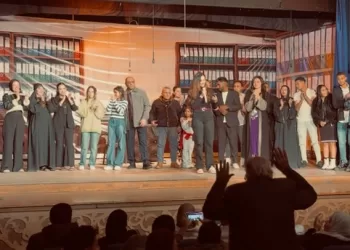 إقبال جماهيري وتفاعل واسع.. «مسرح البلد» ينجح في اختباره الأول بوسط القاهرة