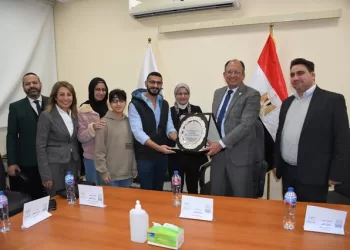 في لفتة وفاء.. «جامعة العاصمة» تُكرم اسم الراحل د. محمد فاضل وتطلقه على قاعة مجلس مستشفياتها