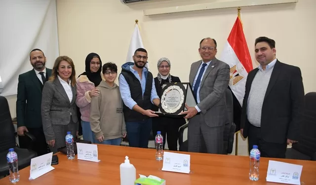 في لفتة وفاء.. «جامعة العاصمة» تُكرم اسم الراحل د. محمد فاضل وتطلقه على قاعة مجلس مستشفياتها