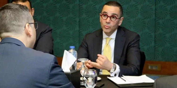 وزير الاستثمار يعرض تطورات بيئة الأعمال المصرية أمام وزير الاقتصاد البلغاري