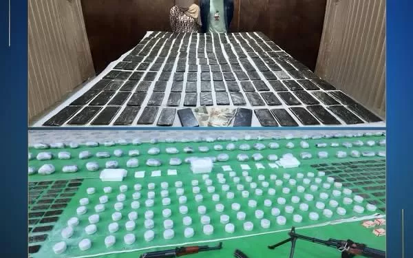 مصرع أربعة بلطجية هاربين من الإعدام والمؤبد.. استشهاد فرد شرطة وإصابة ضابط في مواجهات شرسة مع «مافيا الموت»