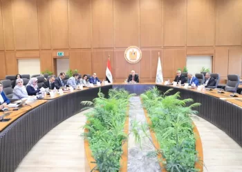 وزير التعليم العالي يترأس اجتماع البعثات ويؤكد: توجيه برامج الإيفاد نحو تخصصات التنمية المستدامة
