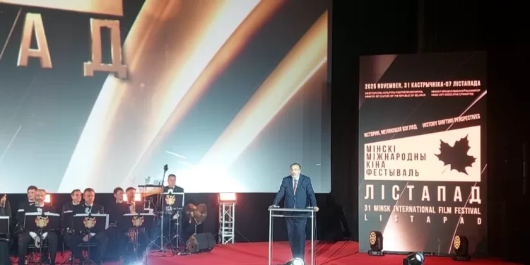 وزير ثقافة بيلاروسيا يدعو مصر للمشاركة في مهرجان مينسك السينمائي الدولي المقبل